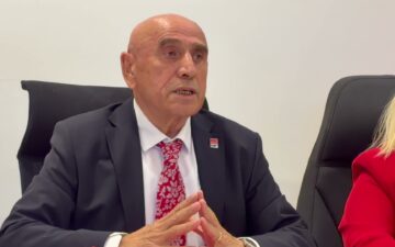 parti değişikliği