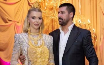 sahte takılar